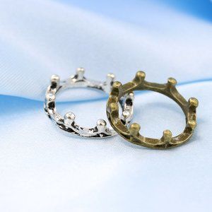 Vintage style ancient gold color Retro Crown Ring